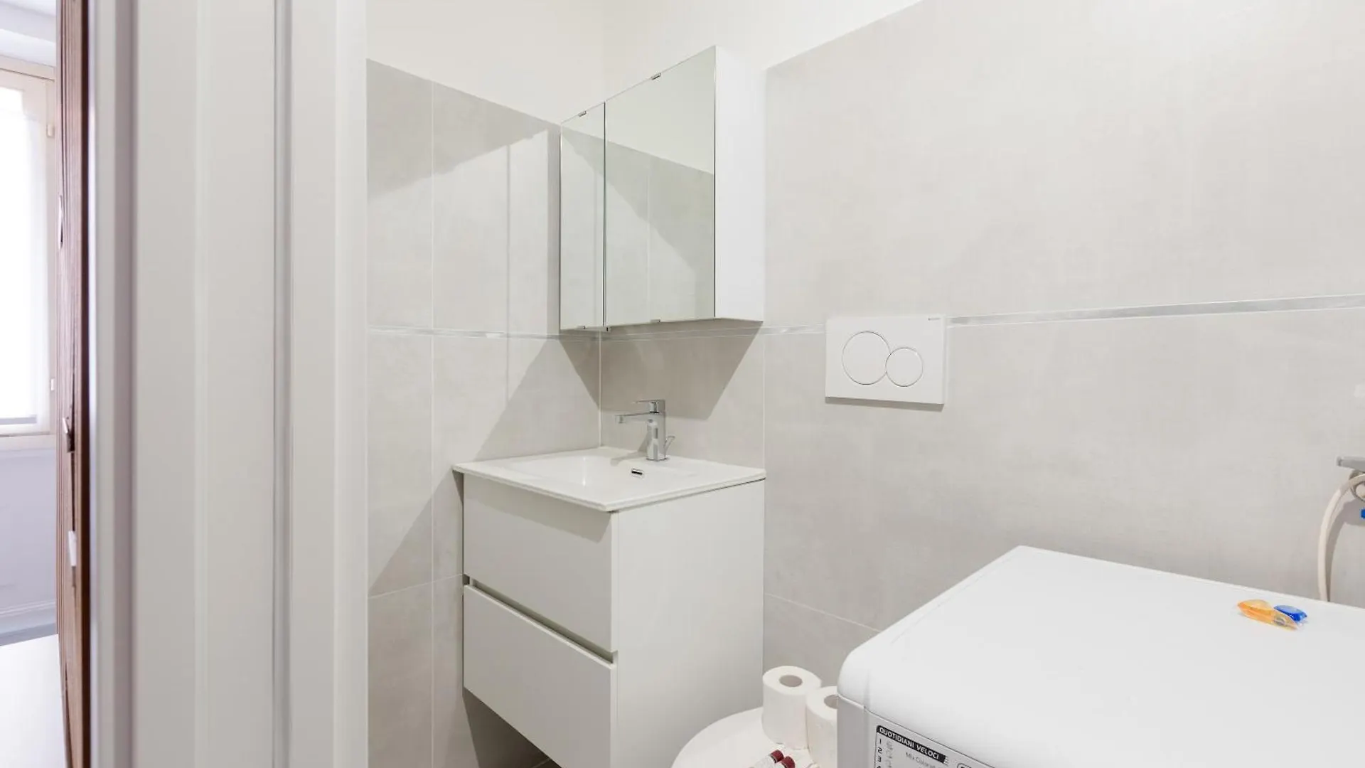 Cosy Studio -M3 Yellow Line Affori Fn Milano Italia